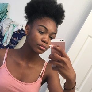 Meet your Posher, Jamiah